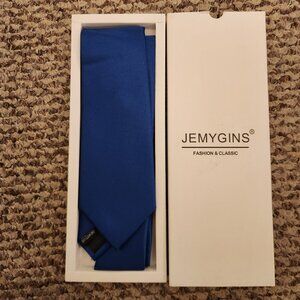 Blue slim men's tie (never worn)